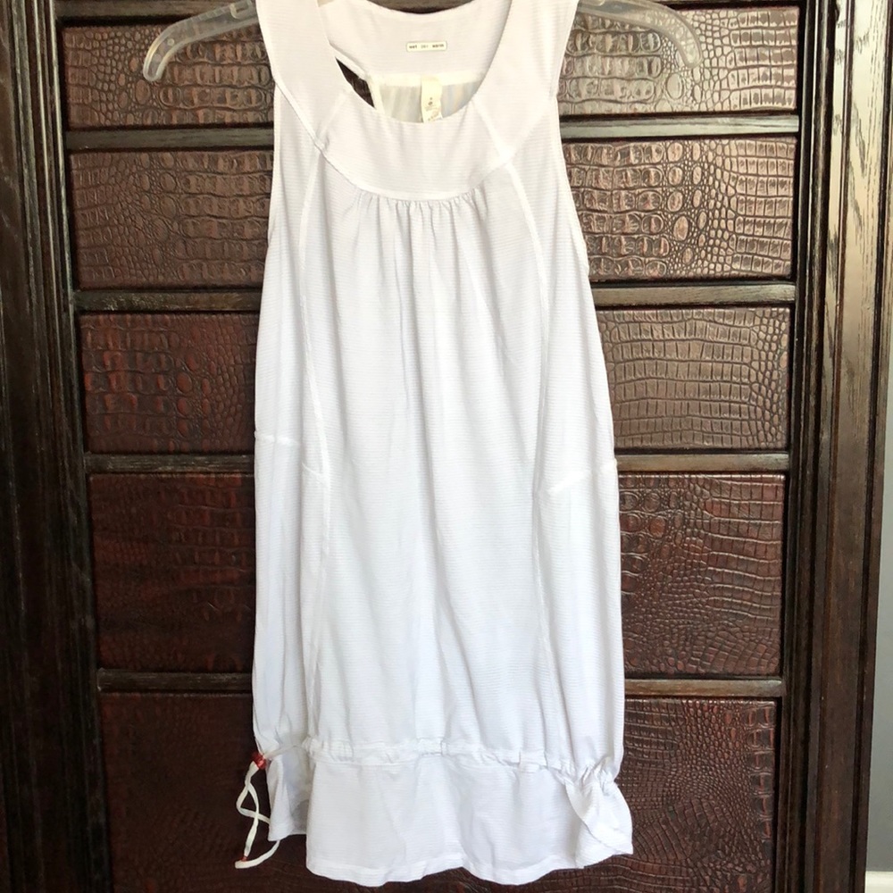 Lululemon White Tank Top size 8